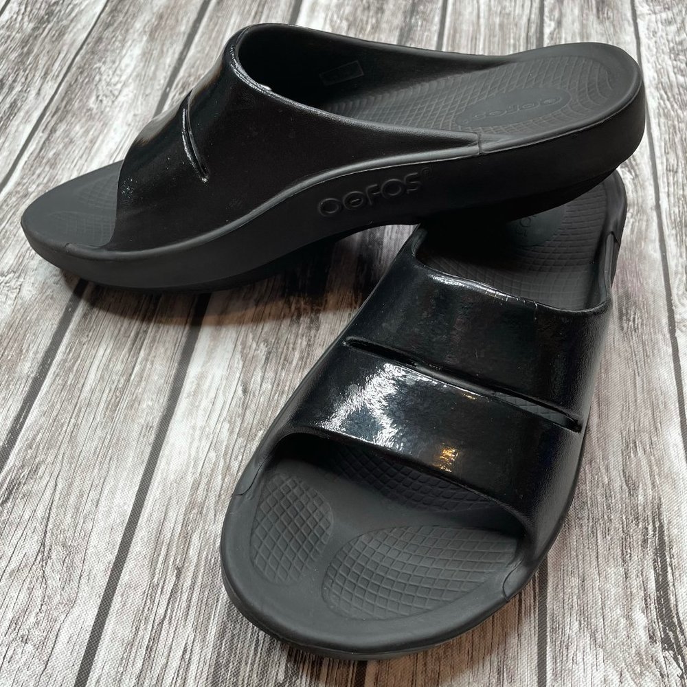 OOFOS Black OOahh Sport Slide Sandal Unisex 7/9/40